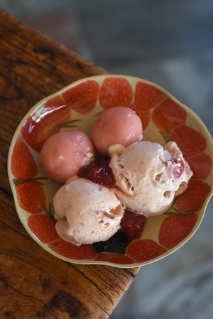 Step 16 of strawberry ice cream