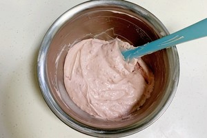 Step 7 of Strawberry Oreo Sandwich Ice Cream