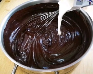 Sweet and sweet - dark chocolate ice cream recipe step 5 