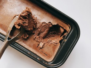 "Mellow and rich" low-calorie and cream-free chocolate ice cream, step 8 without ice residue