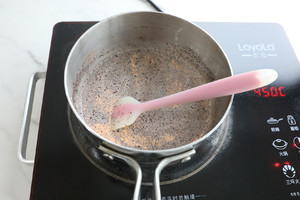 Low-sugar Thai tea ice cream [ice cream machine version] practice step 2