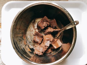 "Mellow and rich" low-calorie and cream-free chocolate ice cream, step 9 without ice residue