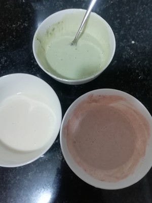 The simplest three-color ice cream in the world (no butter, no eggs, no milk (￣y▽￣)~*) haha ​​(⊙ꇴ⊙) This is the recipe of history!  Step 8 of the practice