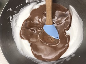 Chocolate Chantilly Cream Cocoa Cake Roll, No Peeling, Ice Cream Filling Step 15